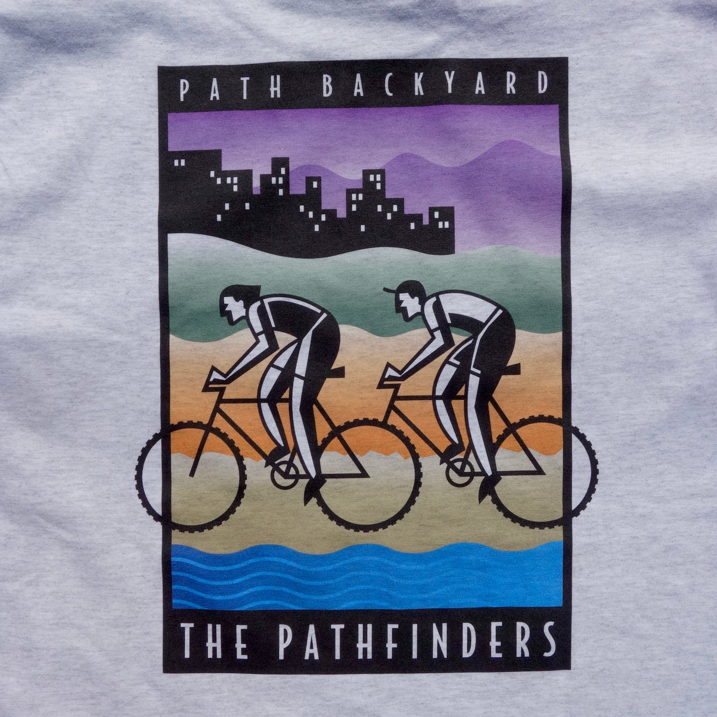 PATH FINDERS TEE ASH